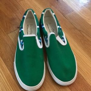 Green BucketFeet